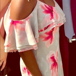 Calvin Klein Floral Maxi Dress. Floral Printed.